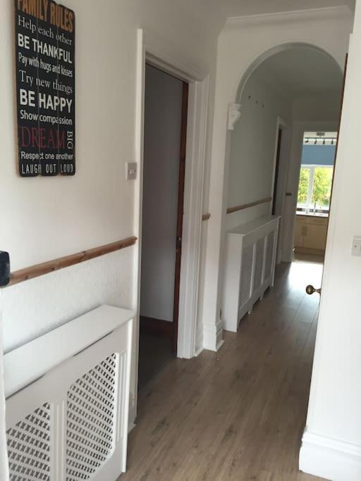 Spacious 5 Large Bedroom Victorian House - Beach 2 Miles Poole Zewnętrze zdjęcie